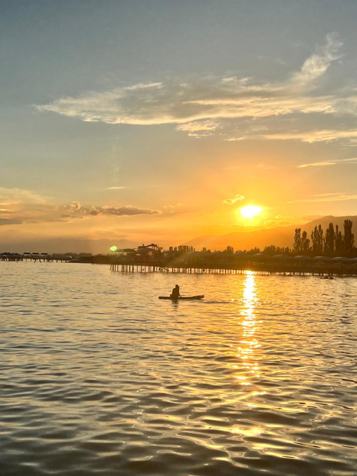 Радуга Иссык-Куль Aparthotel Chon-Sary-Oy Bagian luar foto